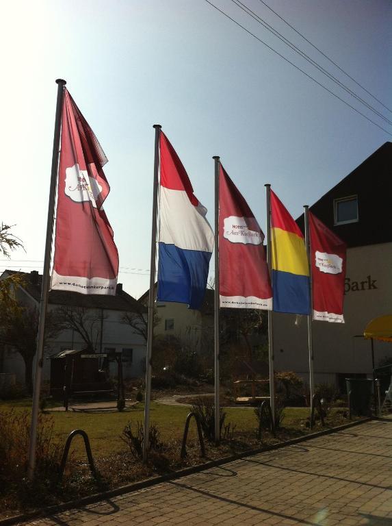 Hotel Am Kurpark Bad Wimpfen Exterior foto
