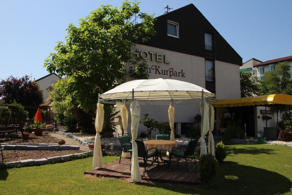 Hotel Am Kurpark Bad Wimpfen Exterior foto